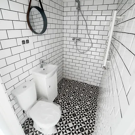 Shortstaypoland Goscieradowska Rm16 דירה ורשה